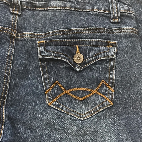 Cato Premium Stretch Distressed Denim Blue Jeans 
Size 13 / 14 P Large - Picture 6 of 15